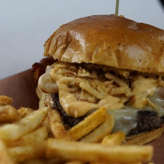 GB's Signature Burger